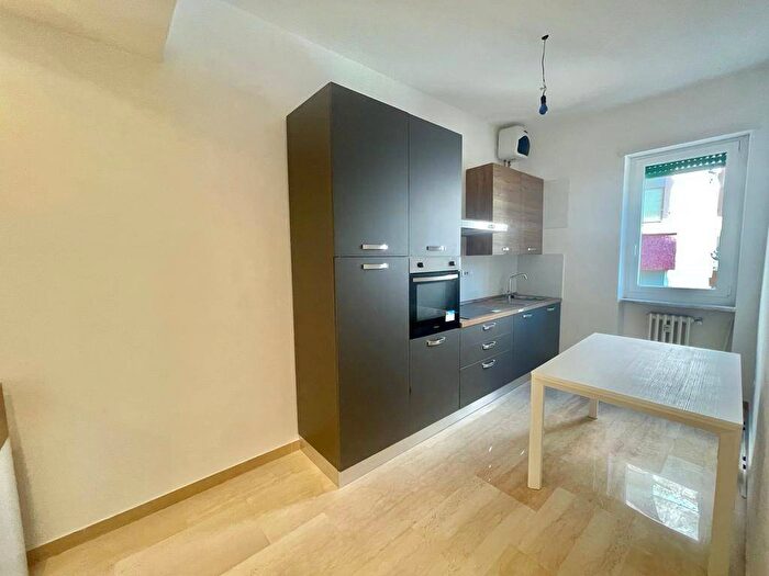 Appartamento quadrilocale in affitto in Via Giacinta Pezzana, Parioli, Roma