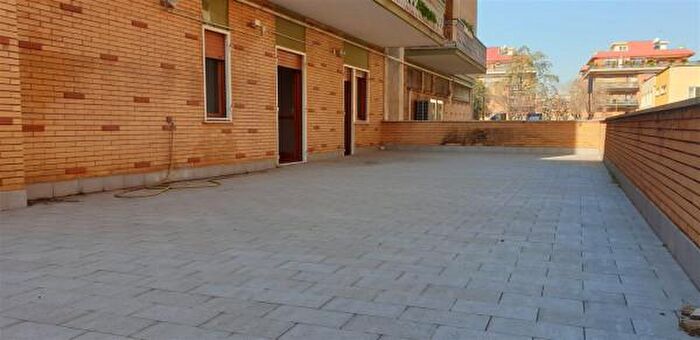 Appartamento quadrilocale in vendita in Viale John Fitzgerald Kennedy, Ciampino