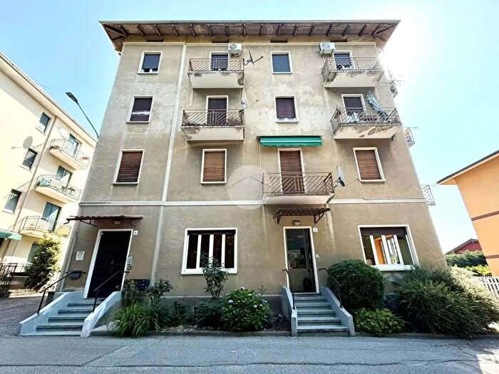 Appartamento quadrilocale in vendita in Via Masarone, Biella