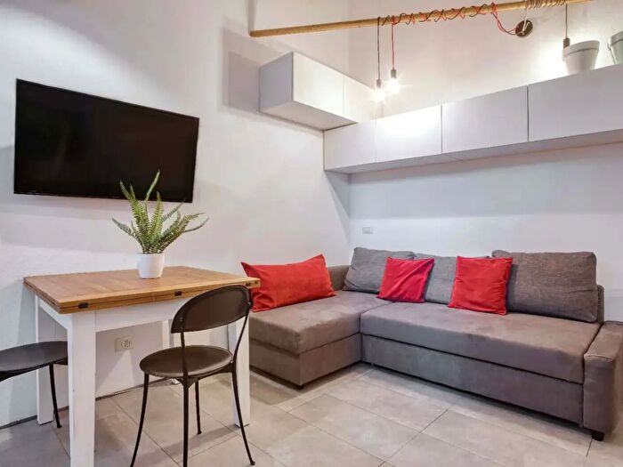Appartamento monolocale in affitto in Via Luigi Prinetti, Milano