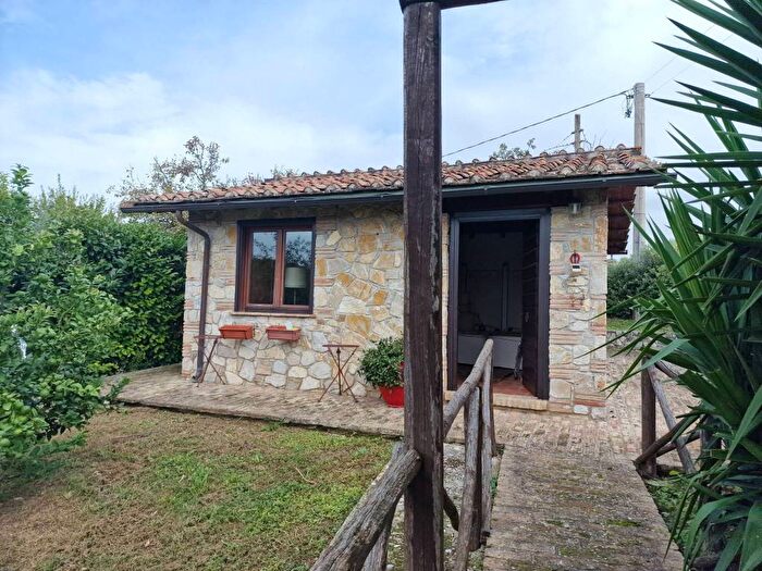 Casa bilocale in affitto in Strada del Fondo, Centro, Amelia
