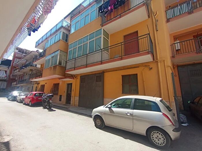 Appartamento quadrilocale in vendita in Via Napoleone Bonaparte, Villabate