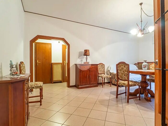 Appartamento trilocale in vendita in Corso Piave, Ferrara