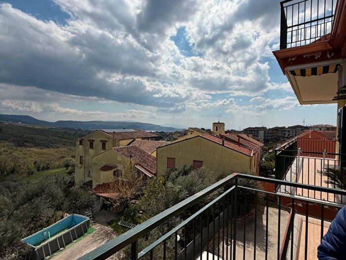 Appartamento trilocale in affitto in Via Ponte Mileo, Centro, Montecorvino Rovella