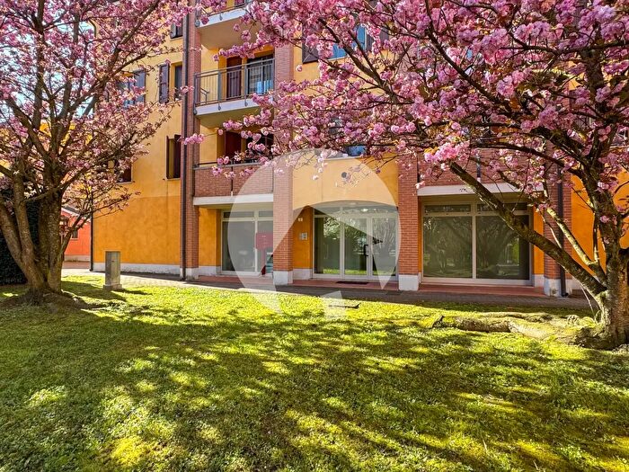 Appartamento quadrilocale in vendita in Via dei Ciliegi, Correggio