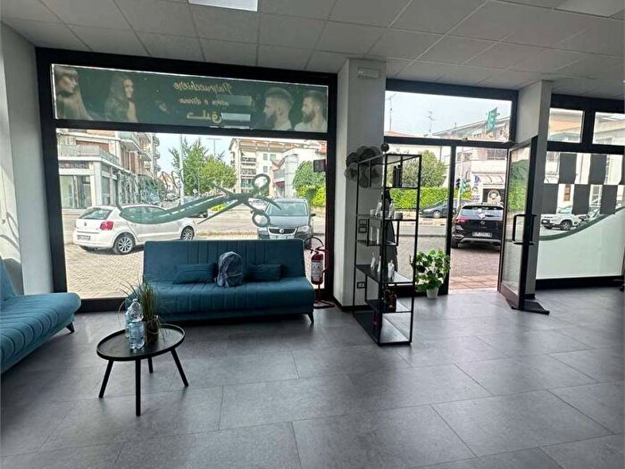 Appartamento trilocale in affitto in Via Manzoni, Montecchio Maggiore Alte Ceccato, Montecchio Maggiore