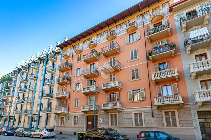 Appartamento monolocale in vendita in Via Saliceto, Torino