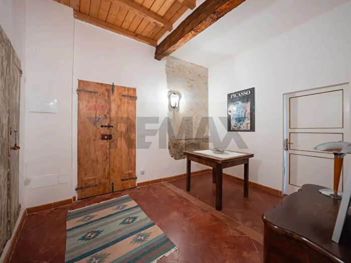 Appartamento trilocale in vendita in Via Roma, Borgo Tossignano