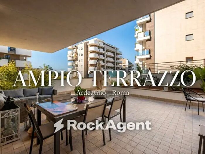 Appartamento trilocale in vendita in Via Giana Anguissola, Roma