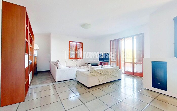 Casa con 7 locali in vendita in Strada Adriatica, Pesaro