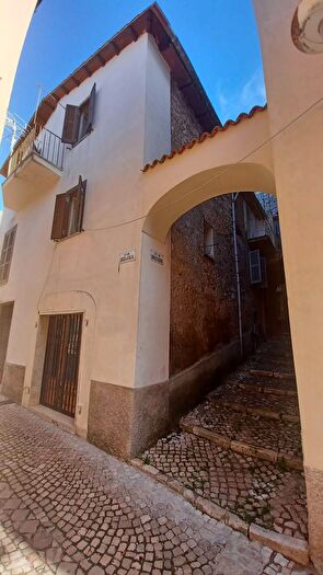 Appartamento trilocale in vendita in Via Colorito Arnaldo, Maenza