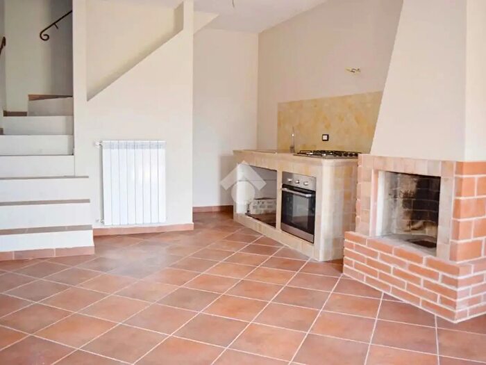 Casa trilocale in vendita in Via Secondo Belvedere, Tagliacozzo