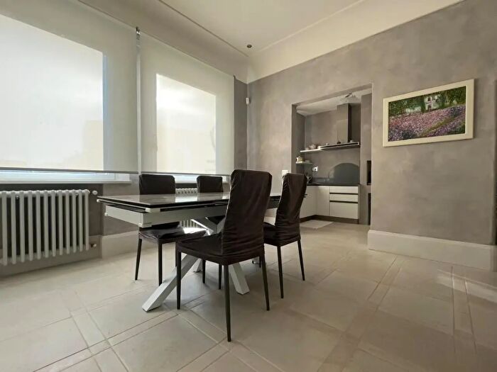 Casa con 6 locali in vendita in Fucecchio