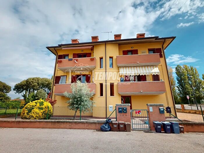 Appartamento trilocale in vendita in Via della Fornace, Vigarano Mainarda