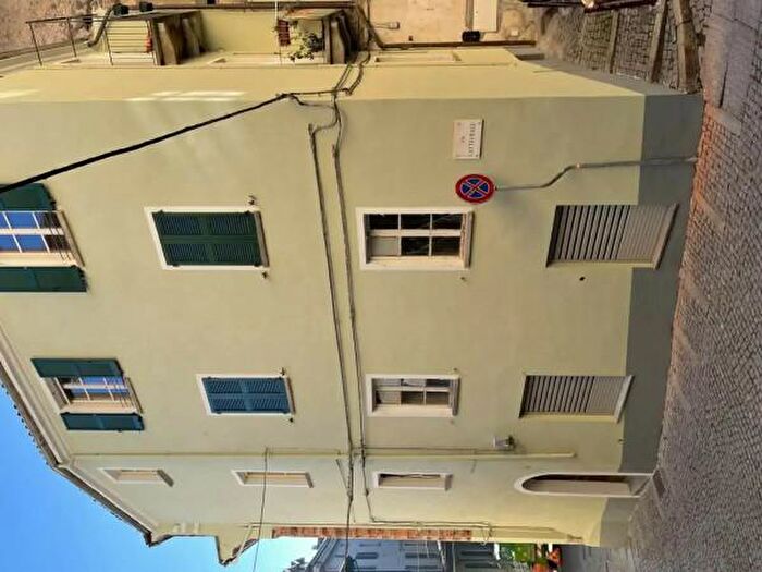 Appartamento con 6 locali in vendita in Via della Cattedrale, Ivrea