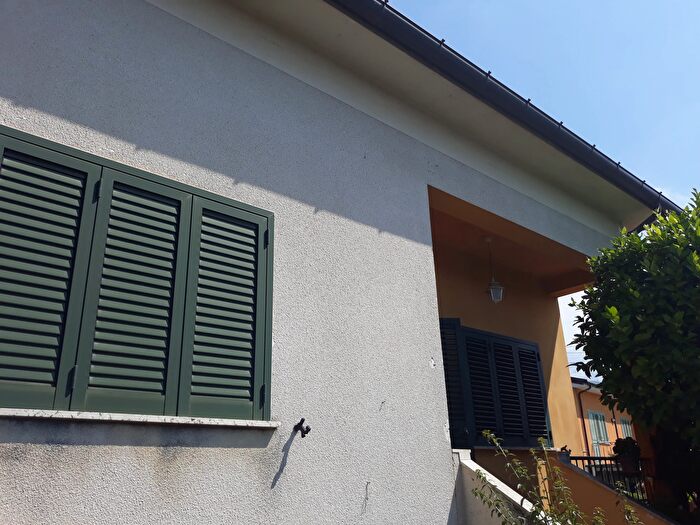 Casa bilocale in vendita in Pietrasanta Montiscendi, Pietrasanta