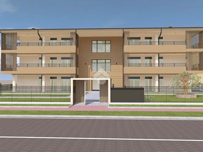 Appartamento quadrilocale in vendita in Via Provinciale, Pessano Con Bornago