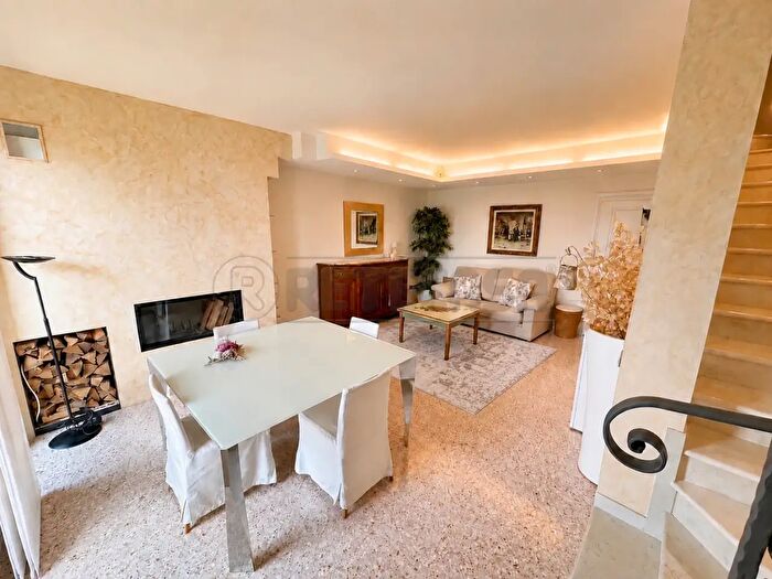 Casa con 7 locali in vendita in Via Marco Guadagnin, Breganze
