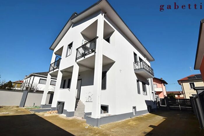 Casa con 5 locali in vendita in Via Gorizia, Robecco Sul Naviglio