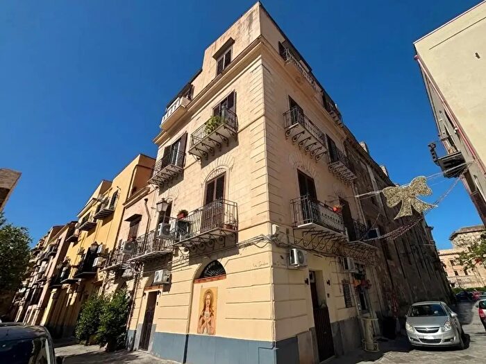 Appartamento trilocale in vendita in Palermo