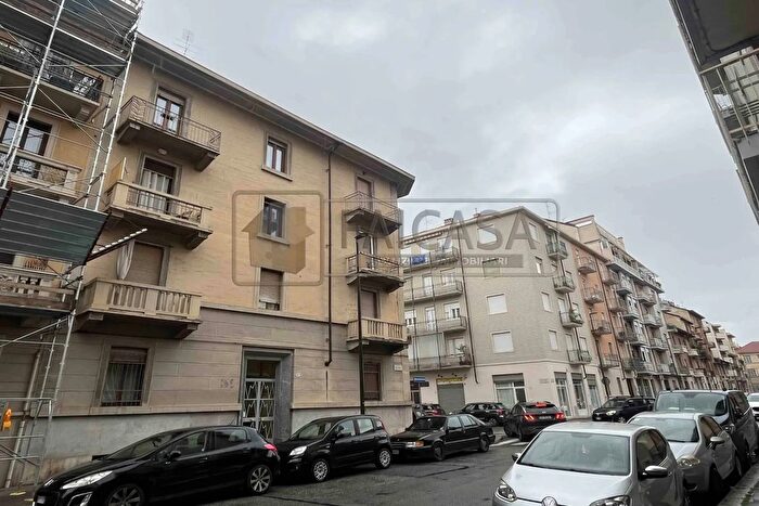 Appartamento trilocale in vendita in Via Baveno Torino, Torino