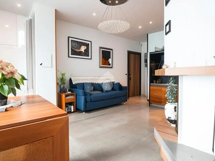 Appartamento trilocale in vendita in Via Salvatore Quasimodo, Cesena