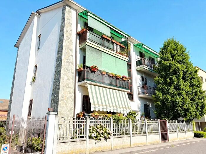 Appartamento bilocale in vendita in Appartamento Via Briantea, Cernusco Sul Naviglio