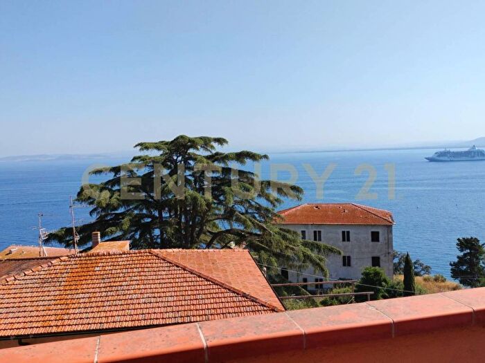 Appartamento quadrilocale in affitto in Via Aia del Dottore, Porto Santo Stefano, Monte Argentario