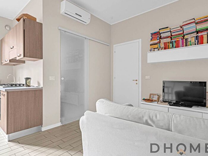 Appartamento bilocale in affitto in Via Volterra Milano MI Italia, Washington, Milano