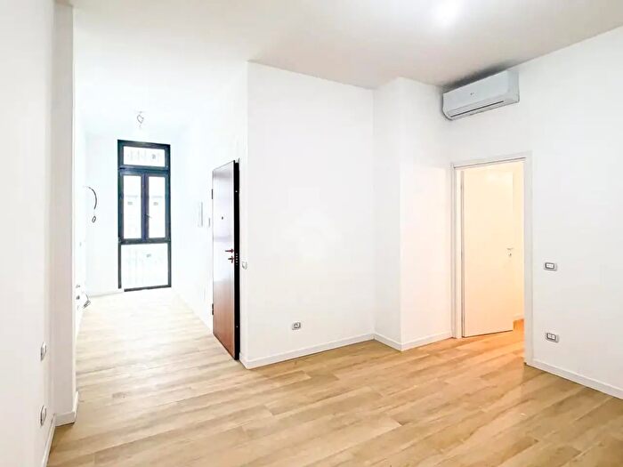 Appartamento monolocale in vendita in Via del Turchino, Milano