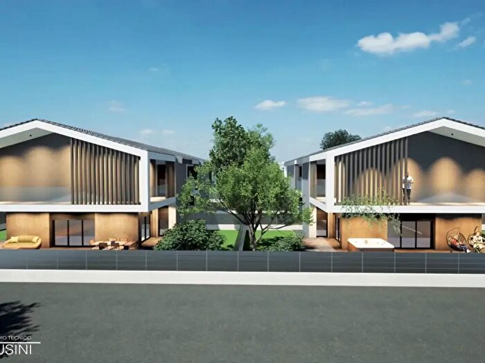 Casa con 5 locali in vendita in Via Valpolicella, Castel DAzzano