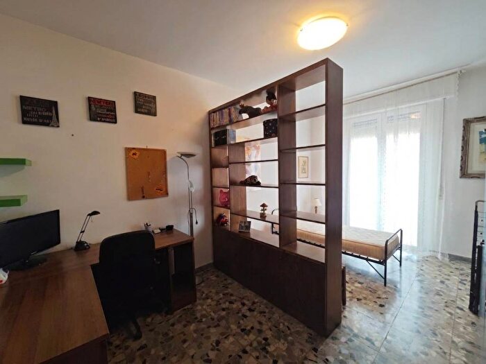 Appartamento quadrilocale in affitto in Via Antonio Bronzino, Ponte alla Vittoria, Firenze
