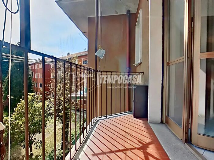 Appartamento trilocale in vendita in Via Donizetti, Seregno