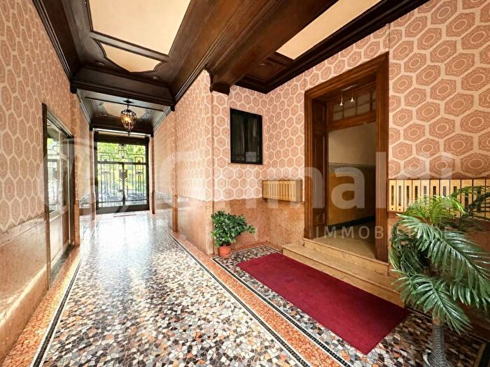 Appartamento quadrilocale in affitto in Viale Gran Sasso, Città Studi, Milano