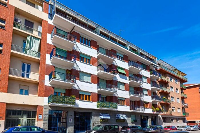 Appartamento trilocale in vendita in Via Nicomede Bianchi, Torino