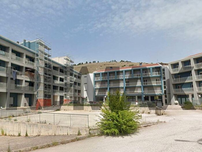 Appartamento con 6 locali in affitto in Roio, L'Aquila