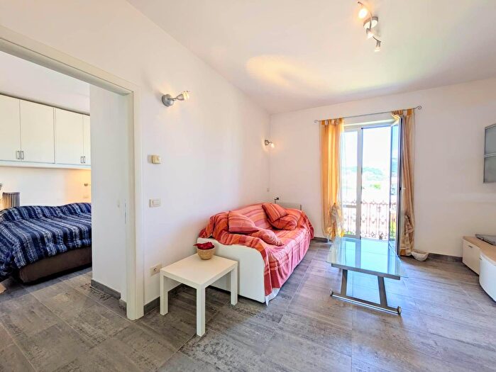 Appartamento trilocale in vendita in La Spezia