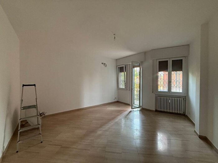 Appartamento trilocale in affitto in Via Giorgione, Santa Viola, Bologna