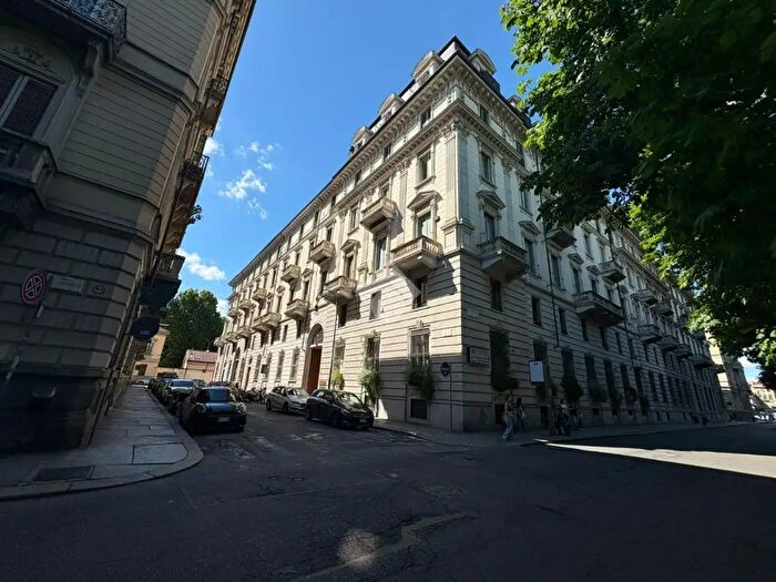 Appartamento bilocale in affitto in Via Ponza Michele, Torino