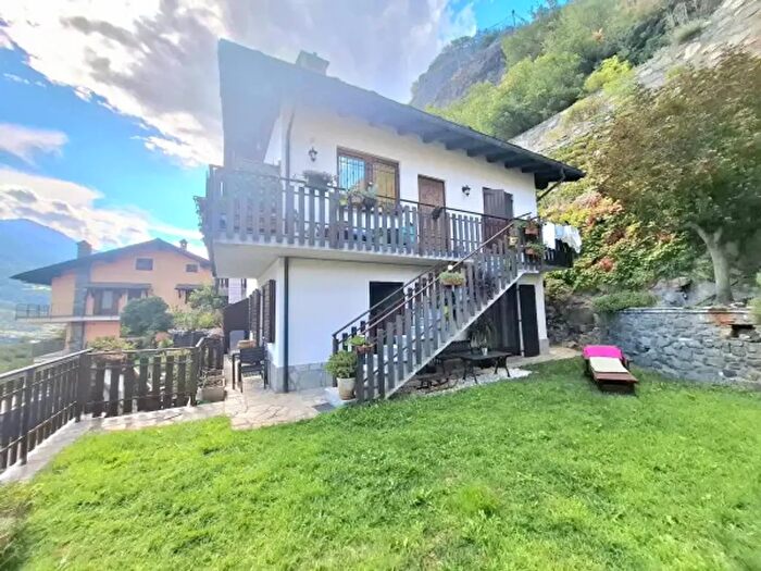 Appartamento bilocale in vendita in Frazione Merlin d, Chatillon