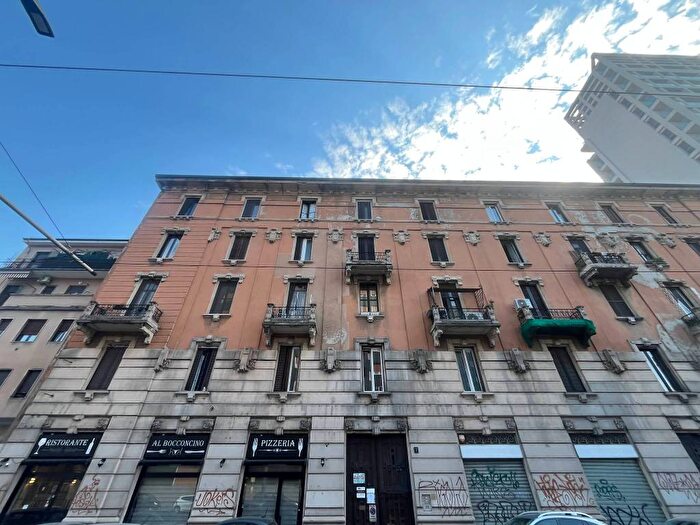 Appartamento bilocale in affitto in Via Francesco Gonin, Giambellino, Milano