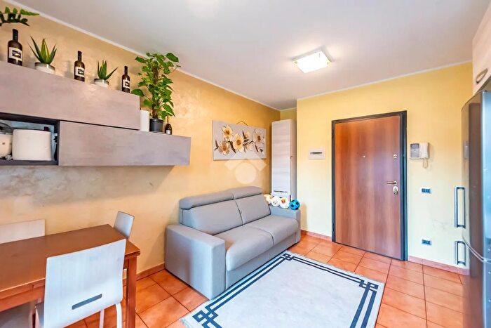 Appartamento trilocale in vendita in Via Antonio Gramsci, Arese