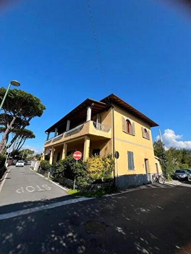 Appartamento bilocale in vendita in Via Ammiraglio Morin a, Forte Dei Marmi