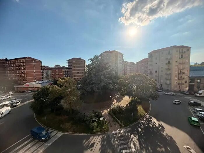 Appartamento bilocale in vendita in Piazza Ottorino Respighi, Torino
