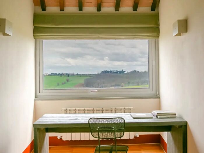 Casa quadrilocale in vendita in Tenimenti dAlessandro, Cortona