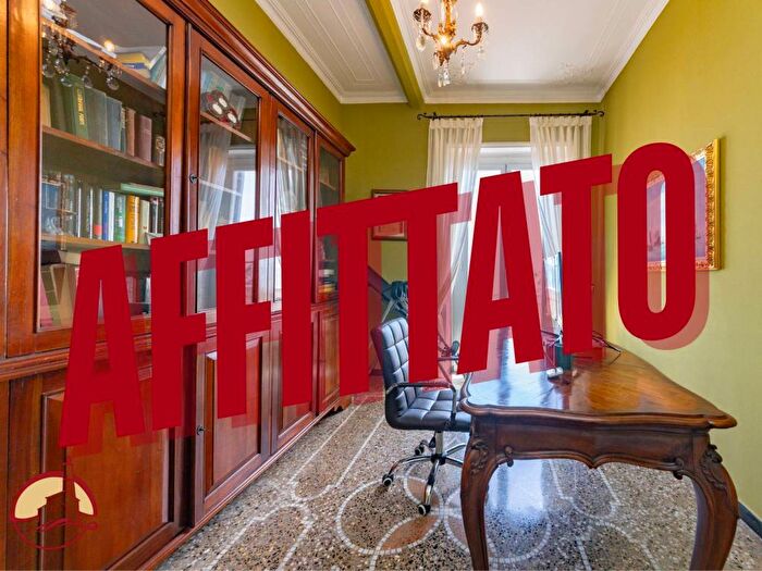 Appartamento con 6 locali in affitto in Via Giovanni Opisso, Pegli, Genova