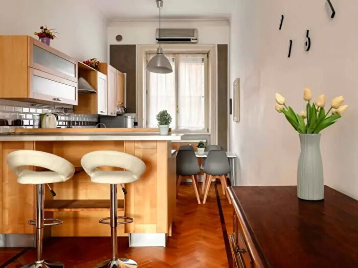 Appartamento monolocale in affitto in Via Luchino del Maino, Milano