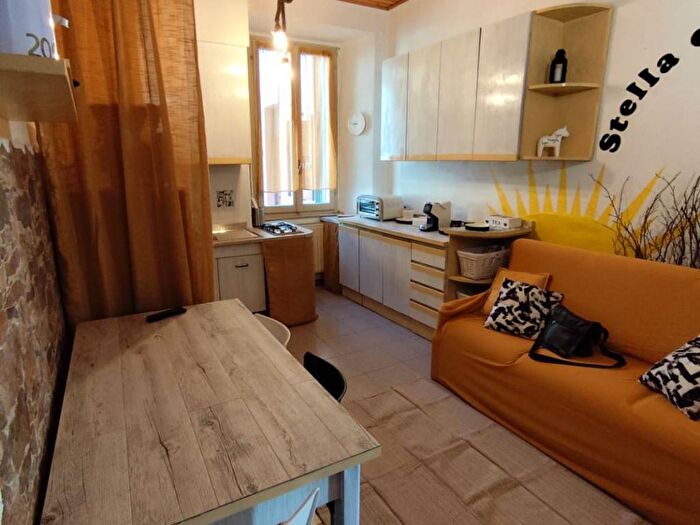 Appartamento bilocale in affitto in Via Camillo Benso di Cavour, Ramponio Verna, Alta Valle Intelvi