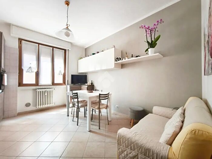 Appartamento trilocale in vendita in Via Eritrea, Cormano