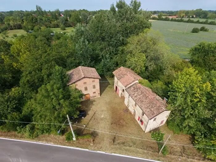 Casa con 6 locali in vendita in Castelnuovo Rangone